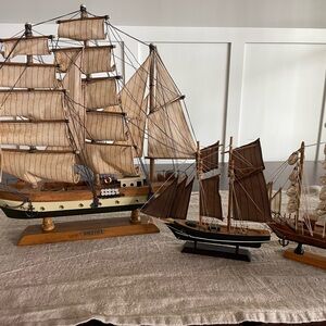 *Vintage* Elegant Wooden Ship Model Set - Brown and Tan